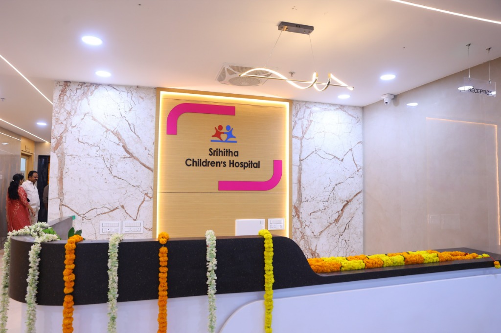 Main Help Desk & Reception